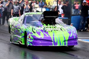 Frankie Taylor wins Outlaw Pro Mod at Throwdown